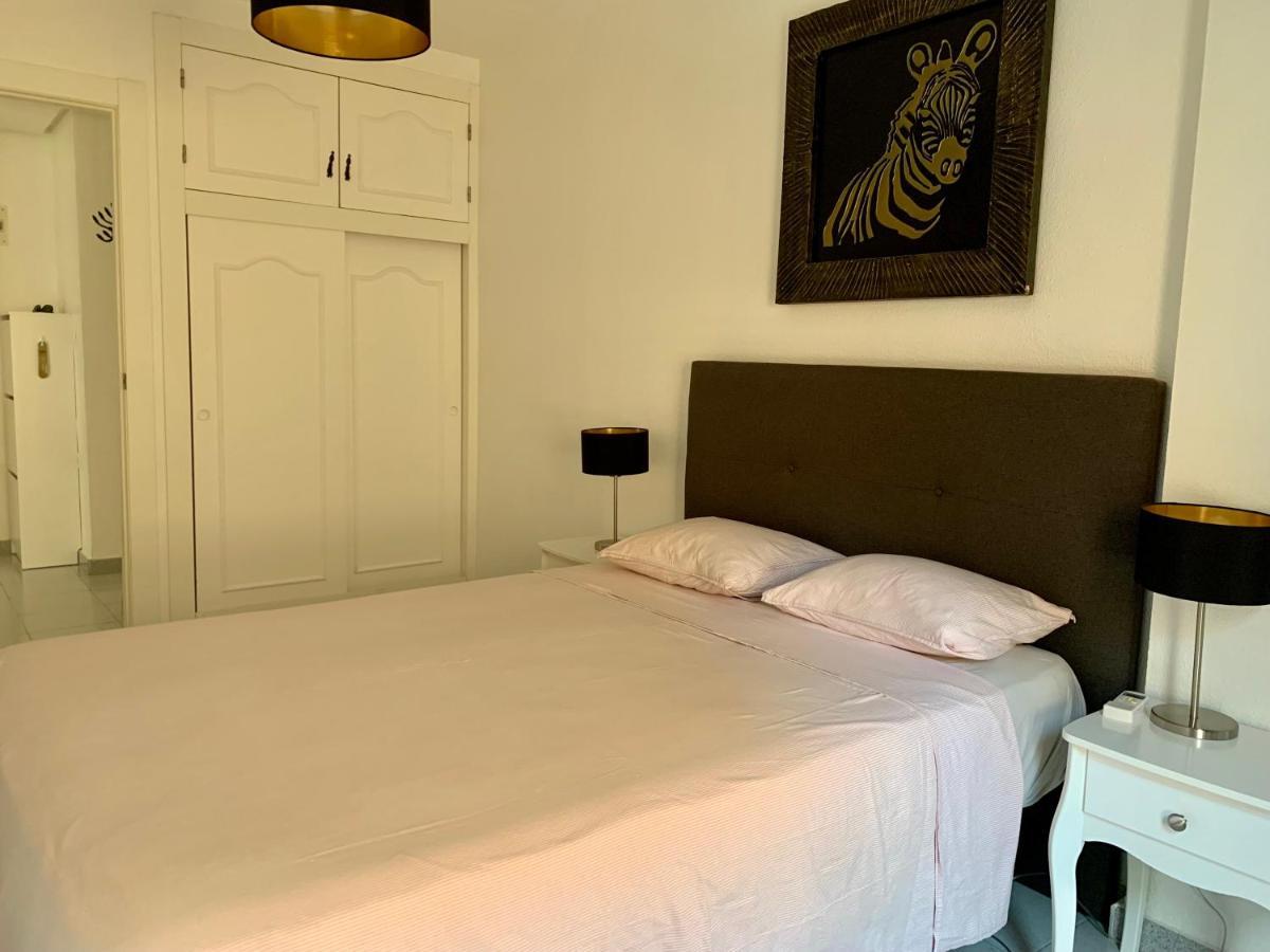 Schoene Wohnung In Zentrum Von Torrevieja Extérieur photo